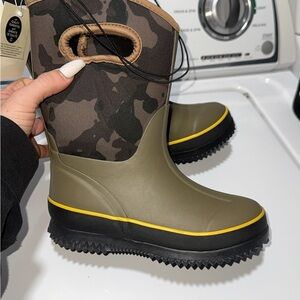 Kids Camouflage Boots with Yellow Trim
